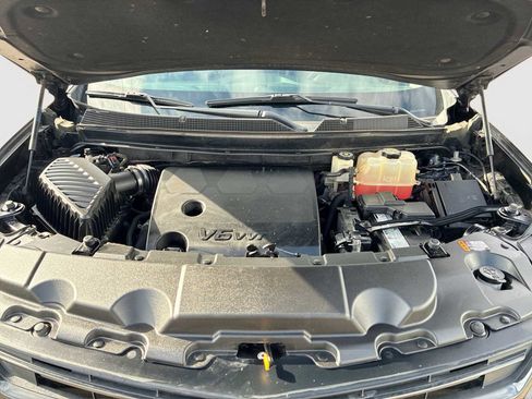 Certified 2018 Chevrolet Traverse Premier w/ Redline Edition image 31