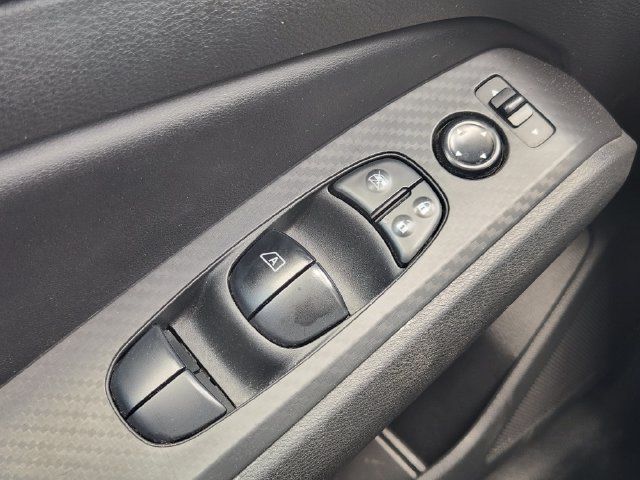 Used 2024 Nissan Altima 2.5 SV FWD image 22