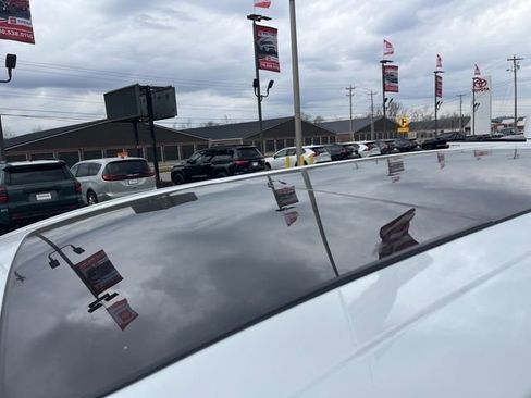 New 2026 Chrysler Pacifica Select image 22