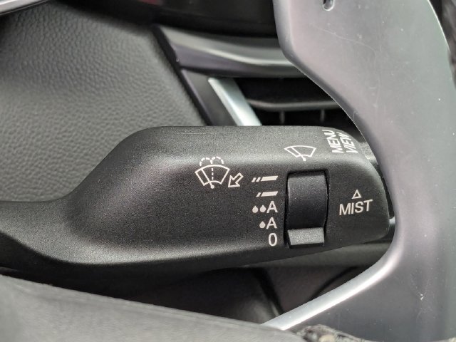 Used 2025 Alfa Romeo Giulia AWD image 24