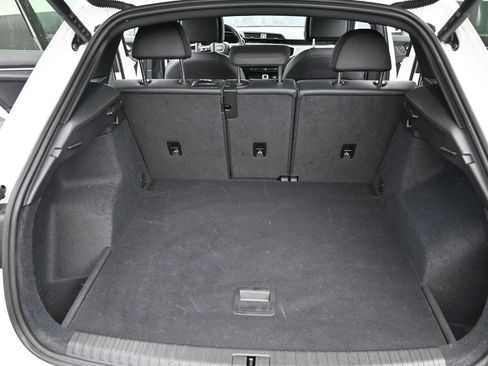 Used 2022 Audi Q3 2.0T Premium Plus image 16