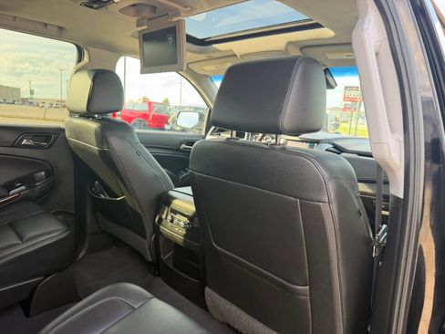 Used 2019 GMC Yukon SLT w/ Premium Edition AWD/4WD image 60