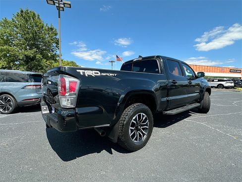 Used 2023 Toyota Tacoma TRD Sport image 7