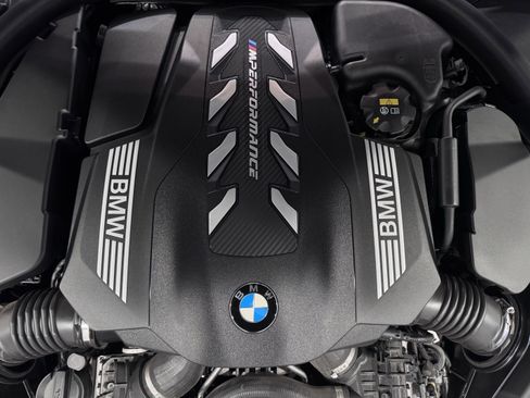 Used 2023 BMW M850i xDrive Convertible image 40