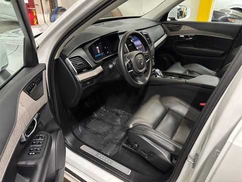Certified 2023 Volvo XC90 B6 Ultimate image 10