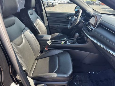 Certified 2024 Jeep Compass Limited w/ High Altitude Package AWD/4WD image 14