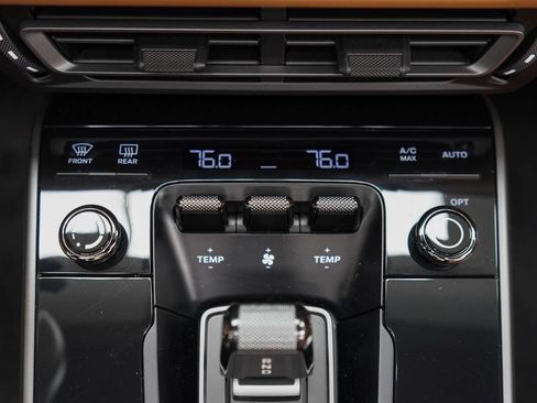 Used 2024 Porsche 911 Targa 4S w/ Premium Package image 77