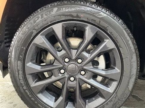 New 2026 Jeep Grand Cherokee L Limited AWD/4WD image 11