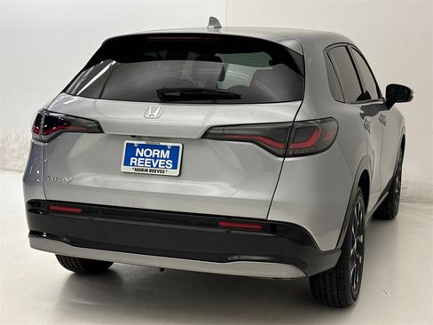 New 2026 Honda HR-V EX-L image 9