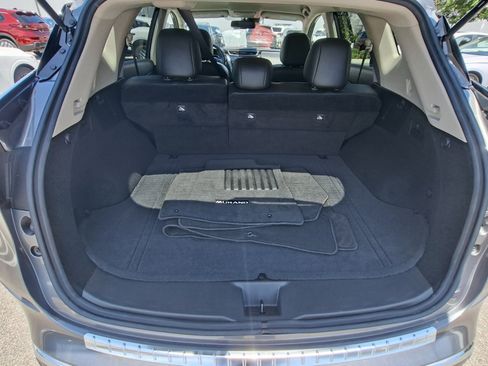 Used 2022 Nissan Murano SV FWD image 21