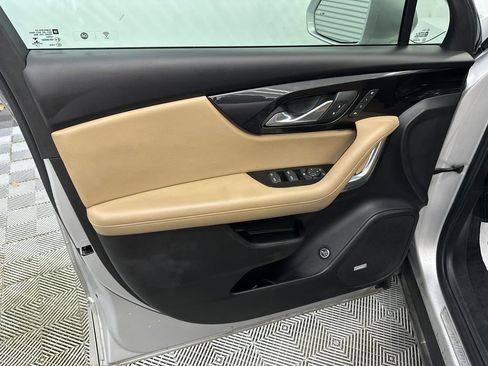Used 2020 Chevrolet Blazer Premier FWD image 11