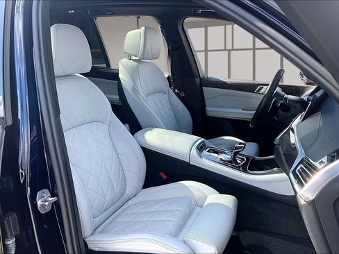 Used 2023 BMW X5 M50i w/ Executive Package AWD/4WD image 28