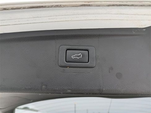 Used 2018 Subaru Outback 3.6R Touring w/ Protection Package #1 image 23