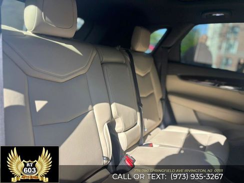 Used 2019 Cadillac XT5 Premium Luxury AWD/4WD image 10