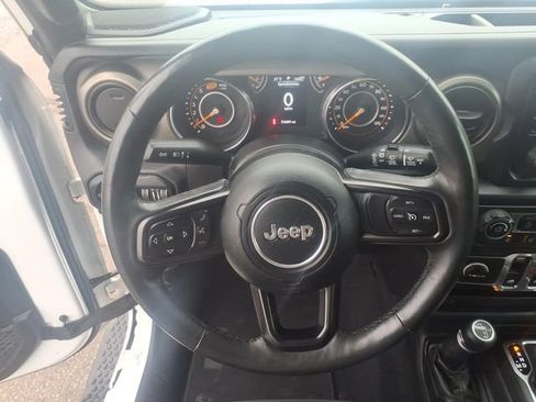 Used 2018 Jeep Wrangler Sport S image 18