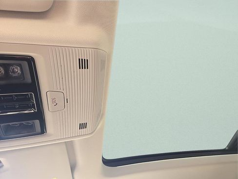 New 2026 Volkswagen Tiguan SE image 19