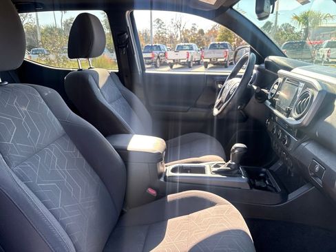 Used 2016 Toyota Tacoma 2WD Double Cab image 28