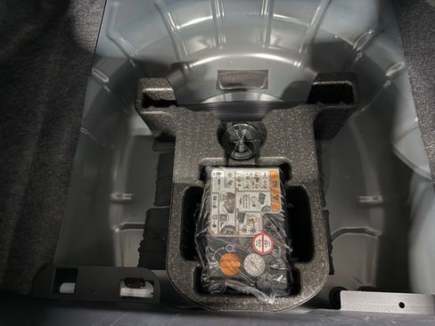 Used 2024 Ford Mustang Dark Horse image 30