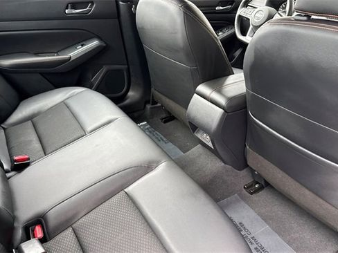 Used 2022 Nissan Altima 2.5 SR image 18