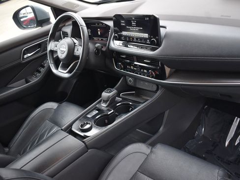 Used 2023 Nissan Rogue Platinum w/ Platinum Premium Package image 15