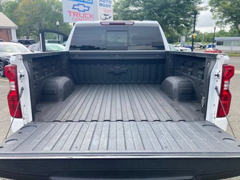 Used 2021 Chevrolet Silverado 1500 LT AWD/4WD image 33