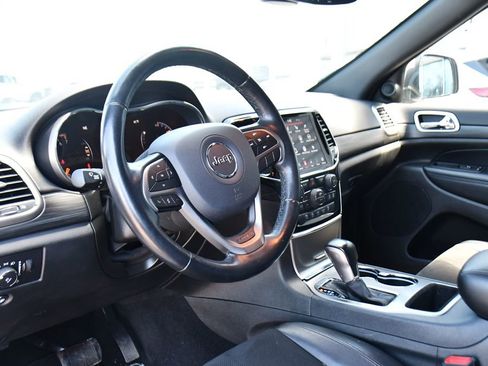 Used 2020 Jeep Grand Cherokee Altitude image 10