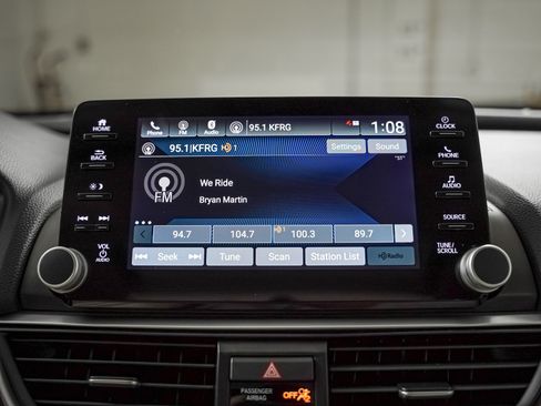 Used 2021 Honda Accord EX-L image 19