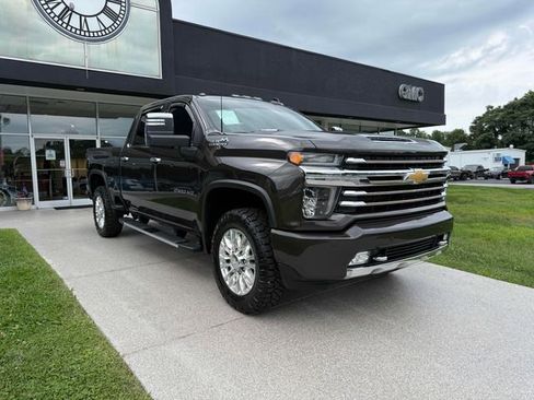 Used 2020 Chevrolet Silverado 2500 High Country AWD/4WD image 1