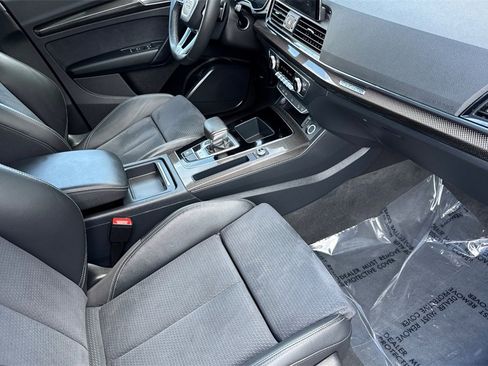 Used 2022 Audi SQ5 Premium image 15