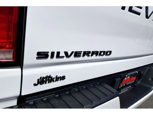 Used 2024 Chevrolet Silverado 3500 High Country w/ High Country Premium Package image 33