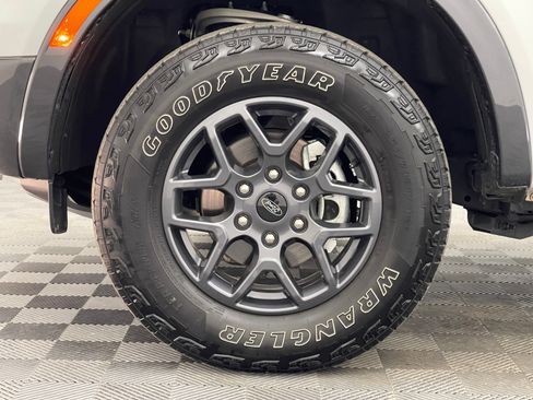 Used 2024 Ford Ranger XLT w/ FX4 Off-Road Package AWD/4WD image 13