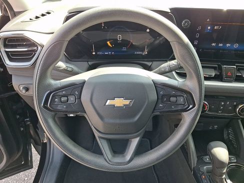 Certified 2024 Chevrolet TrailBlazer LT AWD/4WD image 18