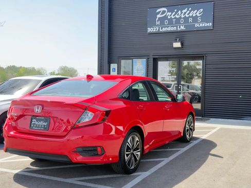 Used 2017 Honda Civic EX-T image 5