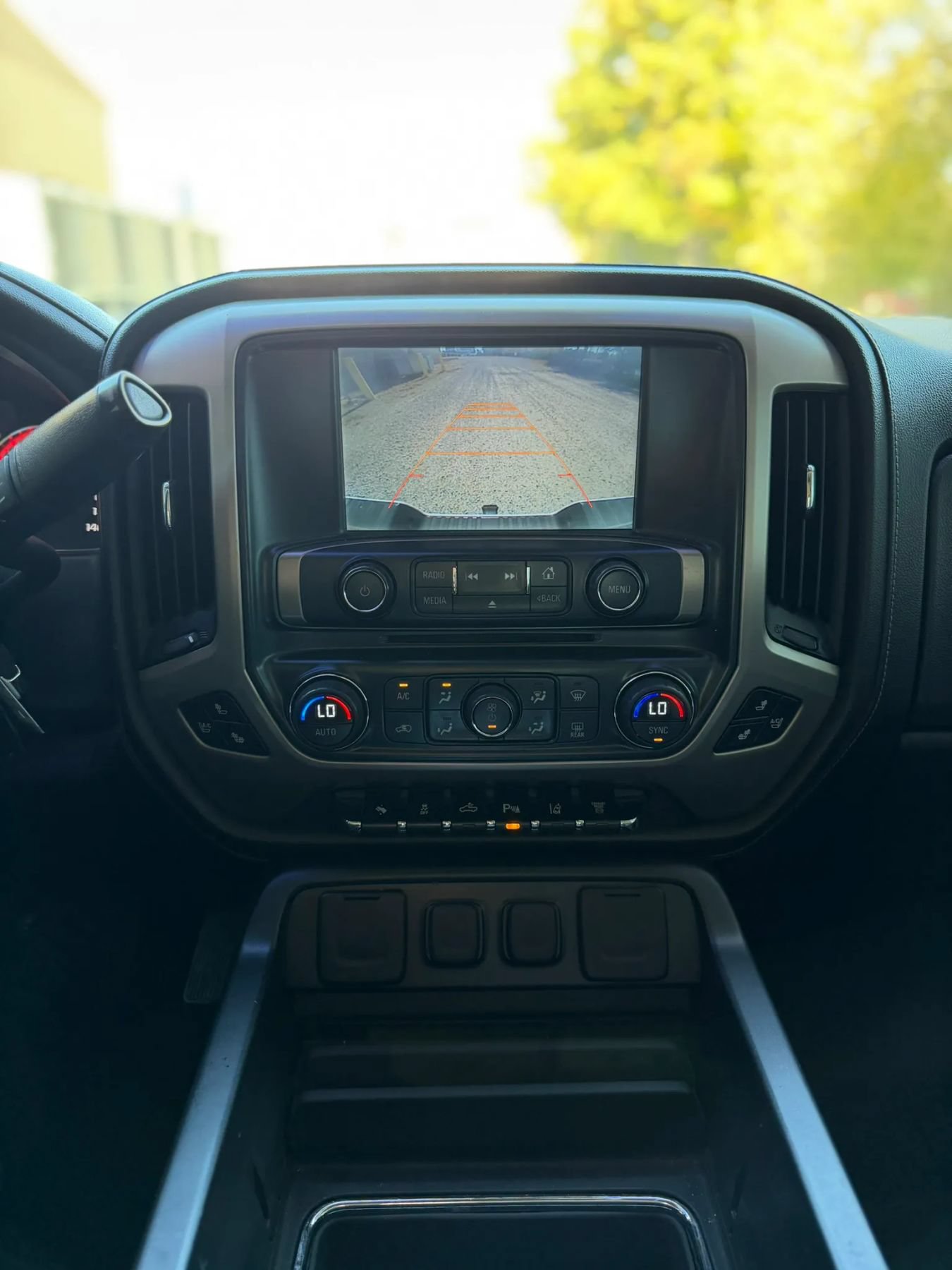 Used 2015 GMC Sierra 2500 Denali w/ Duramax Plus Package AWD/4WD image 15