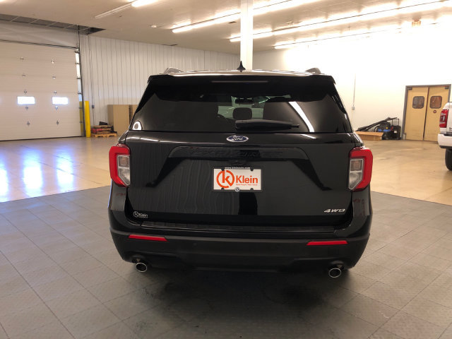 Used 2023 Ford Explorer ST-Line AWD/4WD image 7