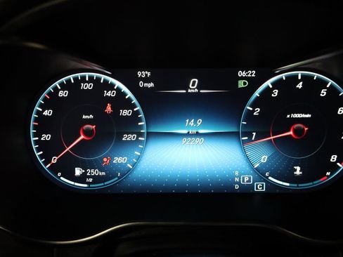 Used 2020 Mercedes-Benz GLC 300 4MATIC image 15