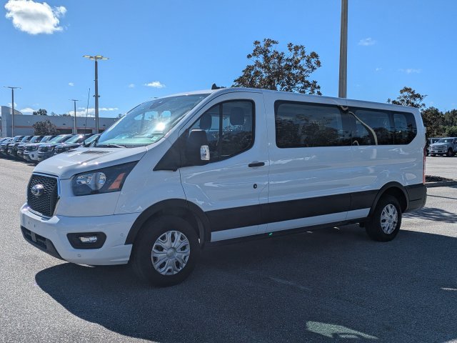 Used 2023 Ford Transit 350 XLT RWD image 8