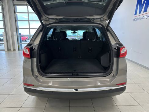 Used 2018 Chevrolet Equinox LT FWD image 7