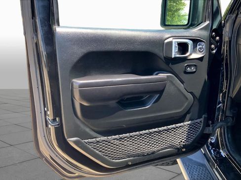 Used 2021 Jeep Gladiator Sport AWD/4WD image 21