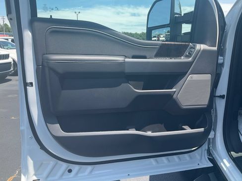 New 2026 Ford F250 Lariat w/ Chrome Package AWD/4WD image 17