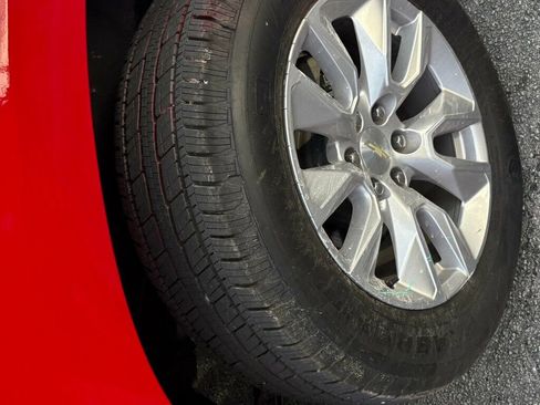 Used 2021 Chevrolet Silverado 1500 Custom image 2