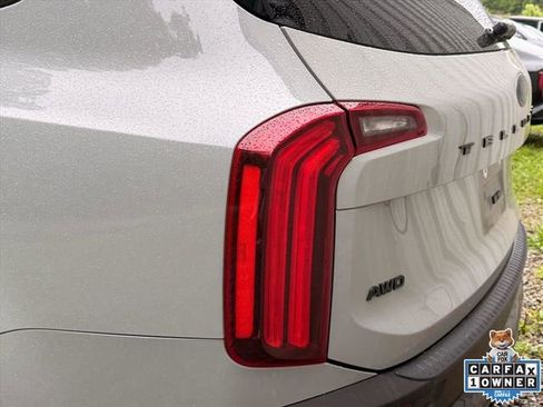 Used 2021 Kia Telluride EX w/ EX Premium Package AWD/4WD image 9