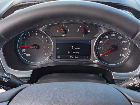 Used 2023 Chevrolet Traverse LT AWD/4WD image 29