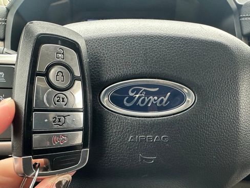 Used 2024 Ford Expedition Limited image 52