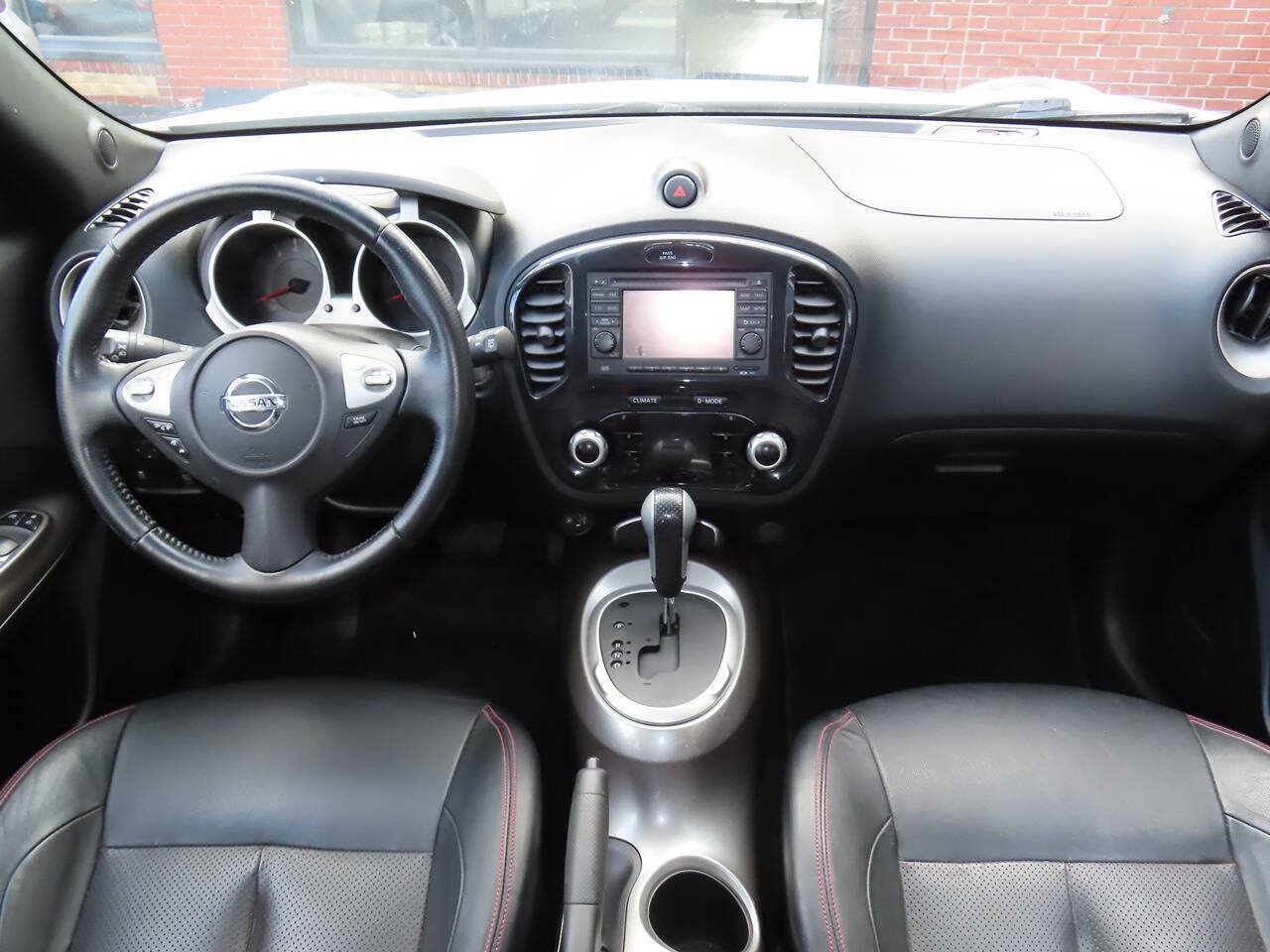 Used 2013 Nissan Juke SL AWD/4WD image 18