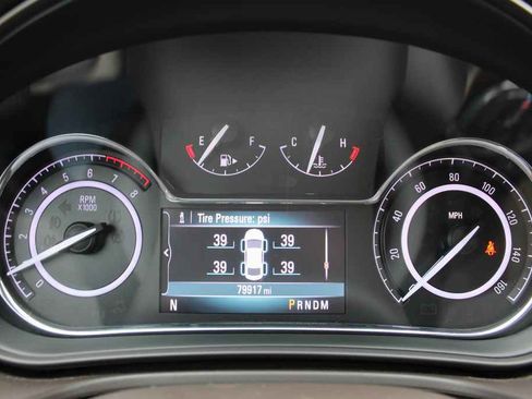 Used 2016 Buick Regal FWD image 14