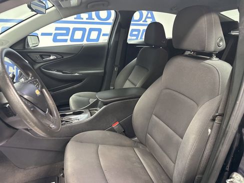 Used 2020 Chevrolet Malibu LS image 22