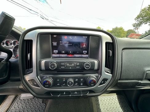 Used 2014 GMC Sierra 1500 SLE w/ SLE Value Package image 17