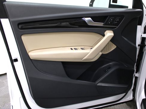 Used 2018 Audi Q5 2.0T Premium Plus w/ Premium Plus Package image 5