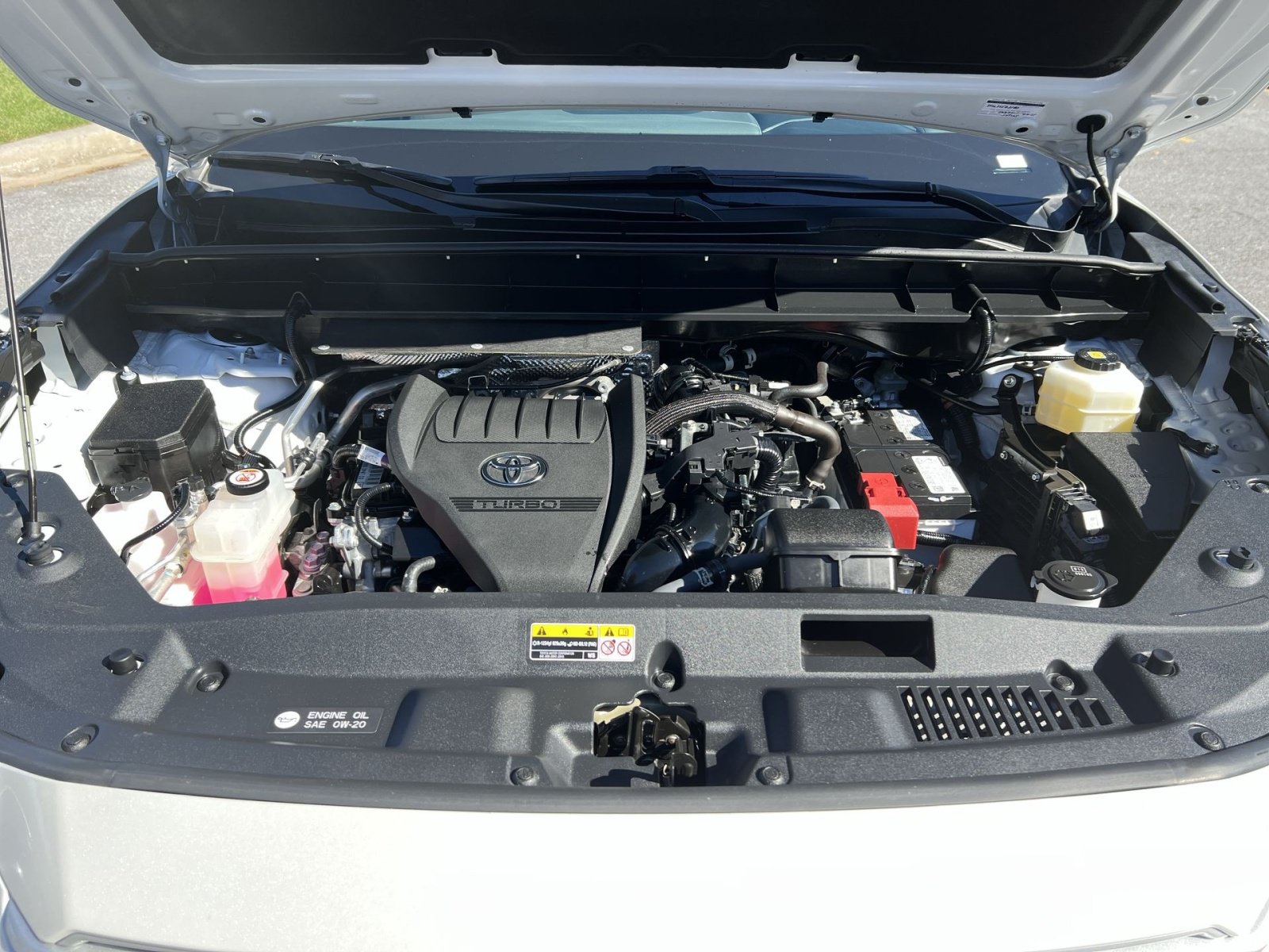 Used 2023 Toyota Highlander XLE FWD image 28